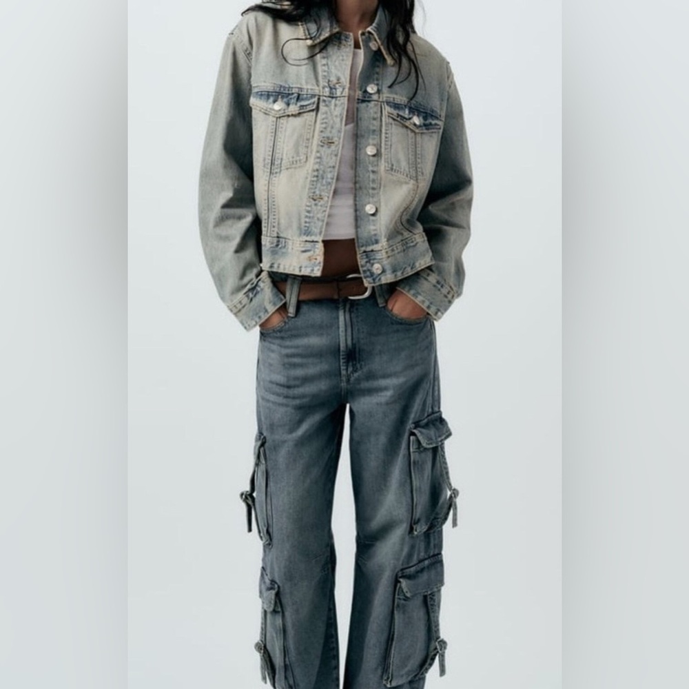 ZARA Stylish & Distressed Blue Denim Jacket size medium - Picture 3 of 15